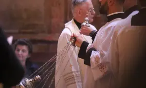 Msza Wieczerzy Pańskiej ile trwa? Odkryj znaczenie i różnice w czasie