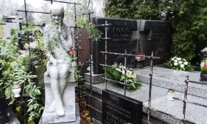 Jak znaleźć zmarłego na cmentarzu bródnowskim - proste kroki i porady