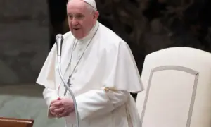 Przed kim spowiada się papież i jak wygląda jego odpowiedzialność?