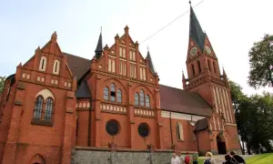 Sanktuarium Matki Bożej Gietrzwałdzkiej: historia, cuda i praktyczne wskazówki dla pielgrzymów