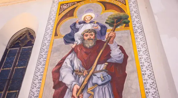 Św. Krzysztof z Dzieciątkiem Jezus na ramionach, inspiracja dla imiona do bierzmowania męskie.