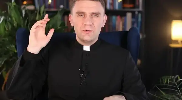 Czy modlitwa w grzechu ciężkim ma sens? Odkryj jej prawdziwą moc