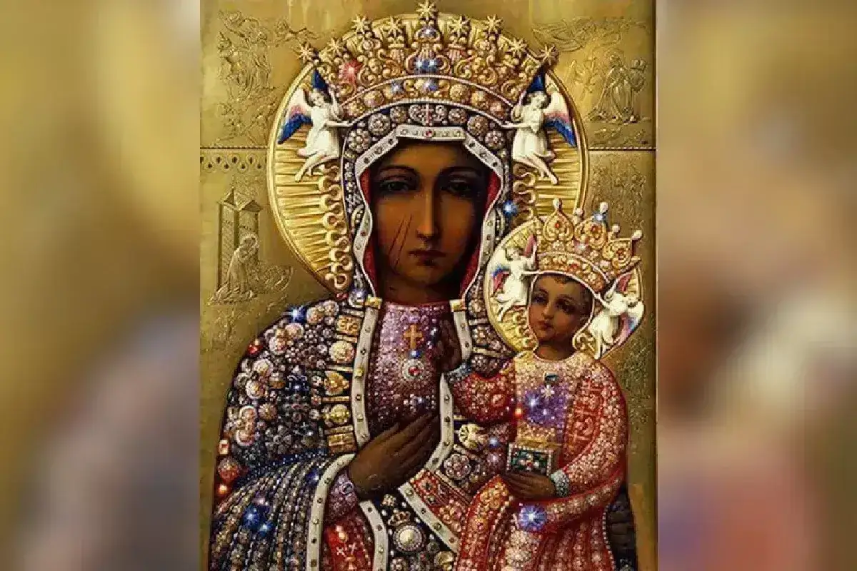 Ikona Matki Boskiej z Dzieciątkiem, ozdobiona klejnotami, z koroną na głowie. W tle złoto i anioły. Obraz przypomina o świętej Jadwidze.