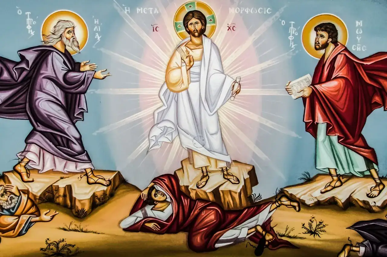 Ikona przedstawia przemienienie pańskie. Jezus w bieli jaśnieje, a obok niego Mojżesz i Eliasz. Uczniowie leżą na ziemi oślepieni blaskiem.